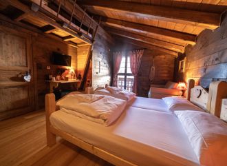 c-alpinista-con-tavolo-scrittoio